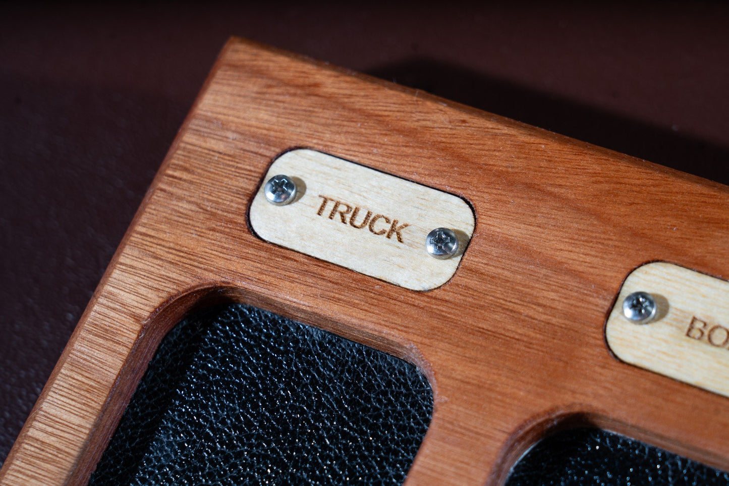 Elegant Oak Key Fob Tray - Personalized with Soft Leather Lined Compartments